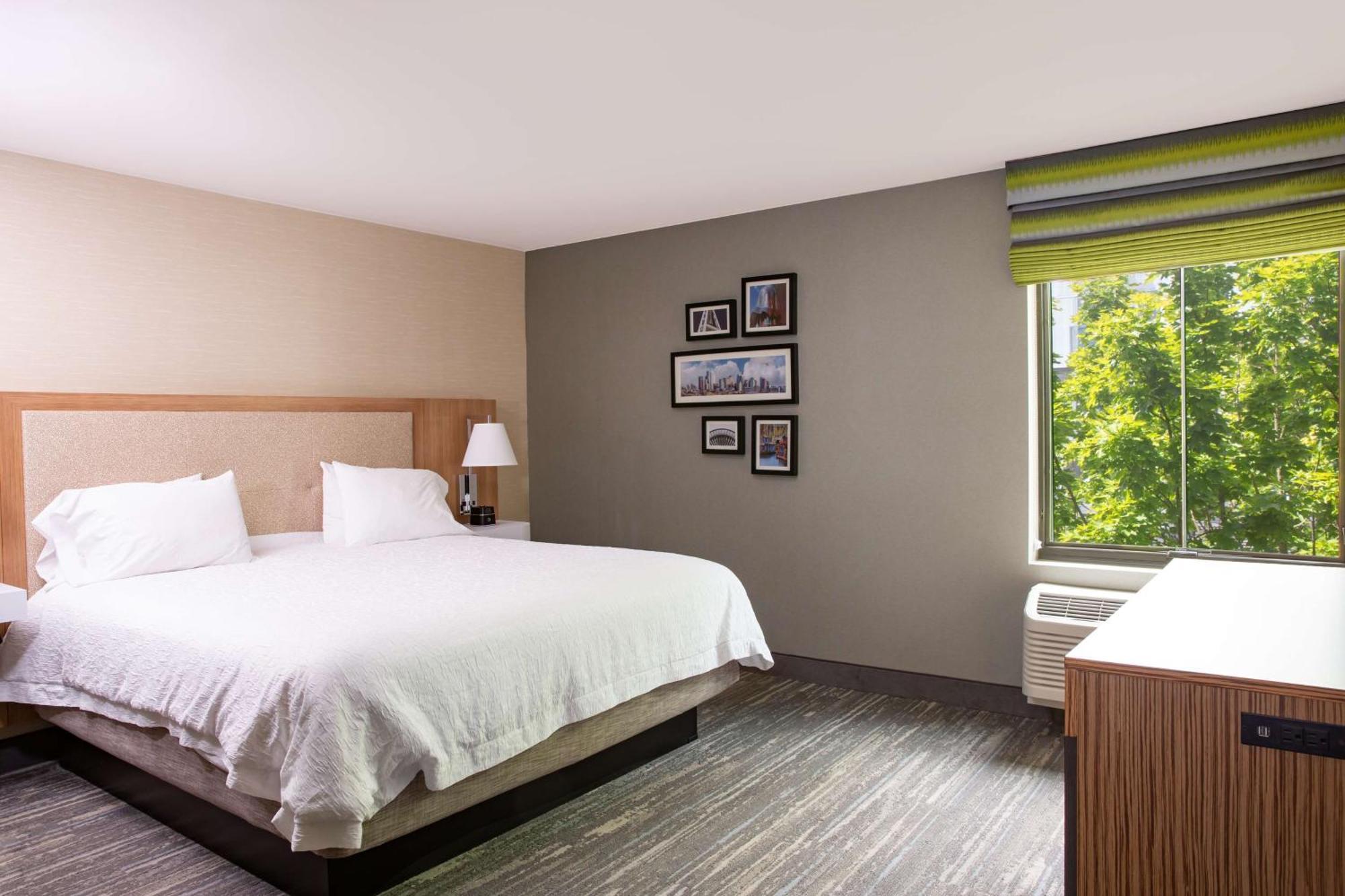 Hampton & Seattle-downtown Hotel 3*
