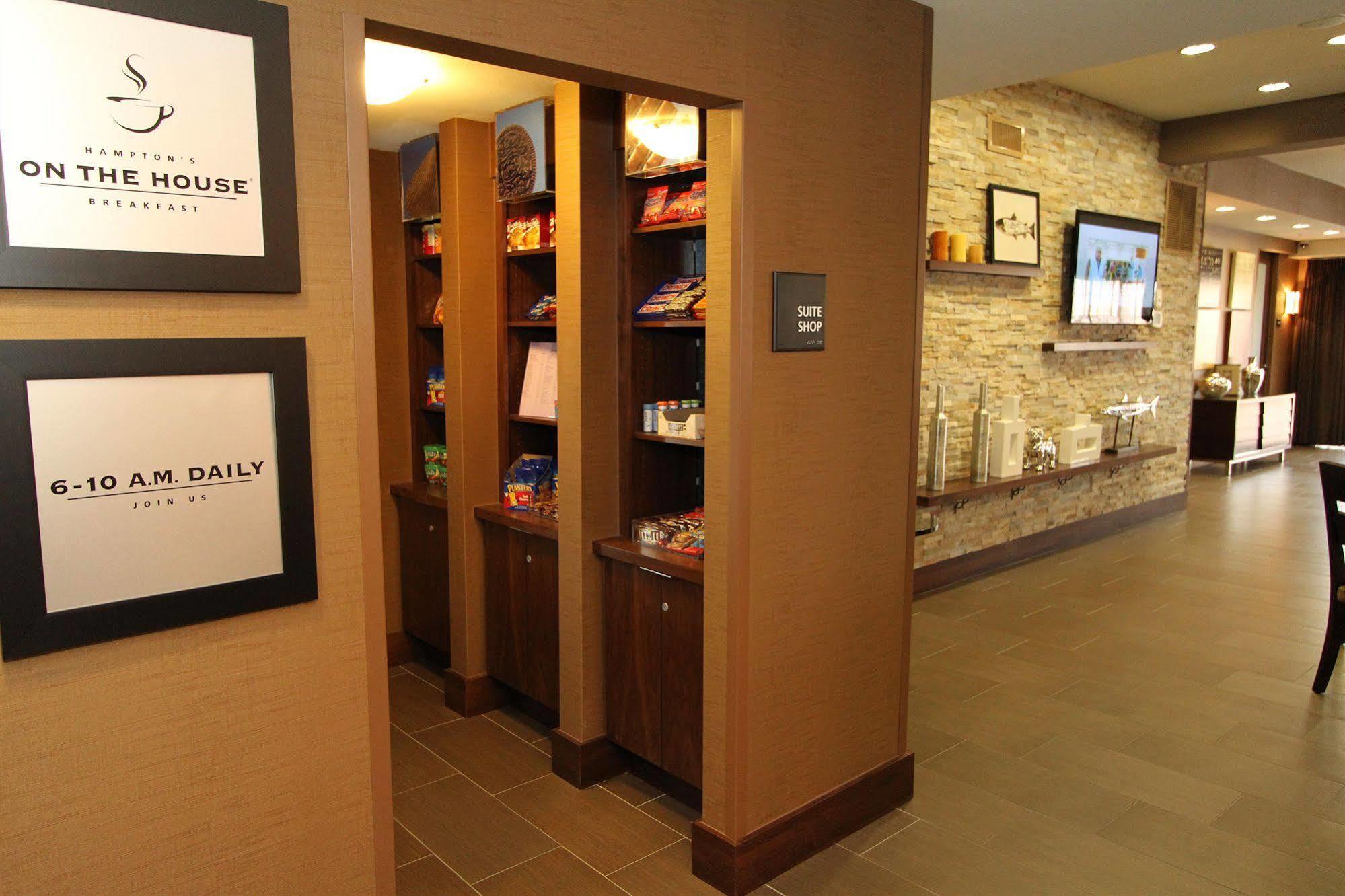 Hampton & Seattle-downtown Hotel 3*